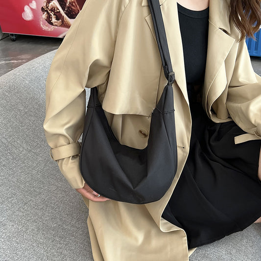 Everyday Chic Hobo Bag – Soft Fabric Shoulder Purse