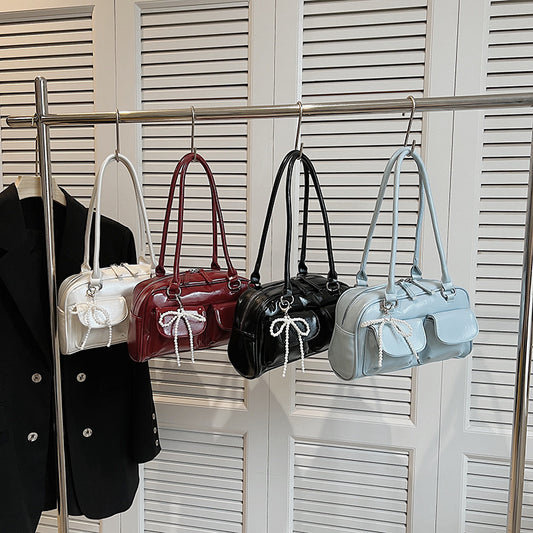 Glossy Charm Bow Tote – Stylish Patent Handbag with Pearl Accent