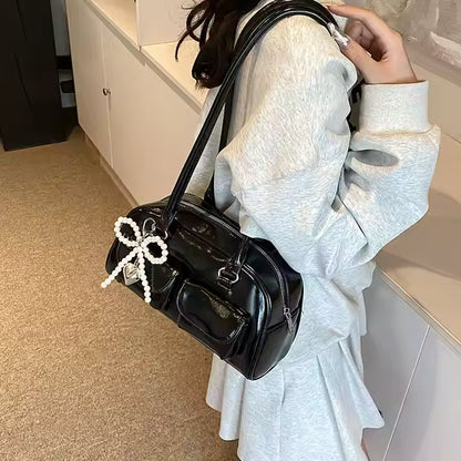 Glossy Charm Bow Tote – Stylish Patent Handbag with Pearl Accent