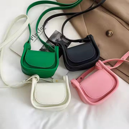 Mini Saddle Crossbody Bag – Elegant Structured Purse for Women