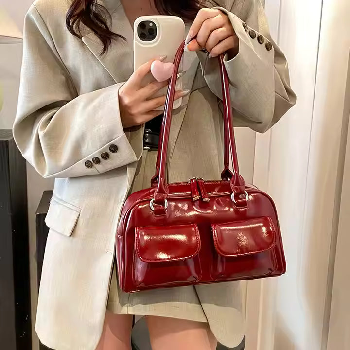 Glossy Charm Bow Tote – Stylish Patent Handbag with Pearl Accent